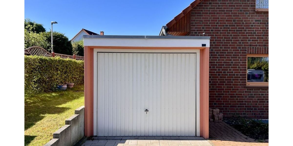 Garage am Haus