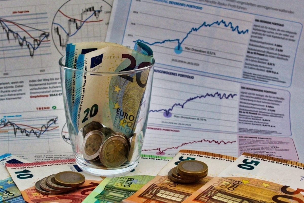 Umfassender Marktbericht zum Immobilienmarkt in Salzgitter: Angebotslage, Nachfragesegmente, Lagequalitäten und Stadtentwicklung – ergänzt um Kennziffern und offizielle Marktberichte.