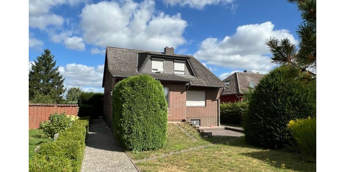 Straßenansicht